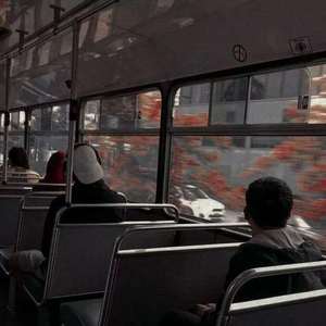 我脱了麻麻的内裤让我看见了
